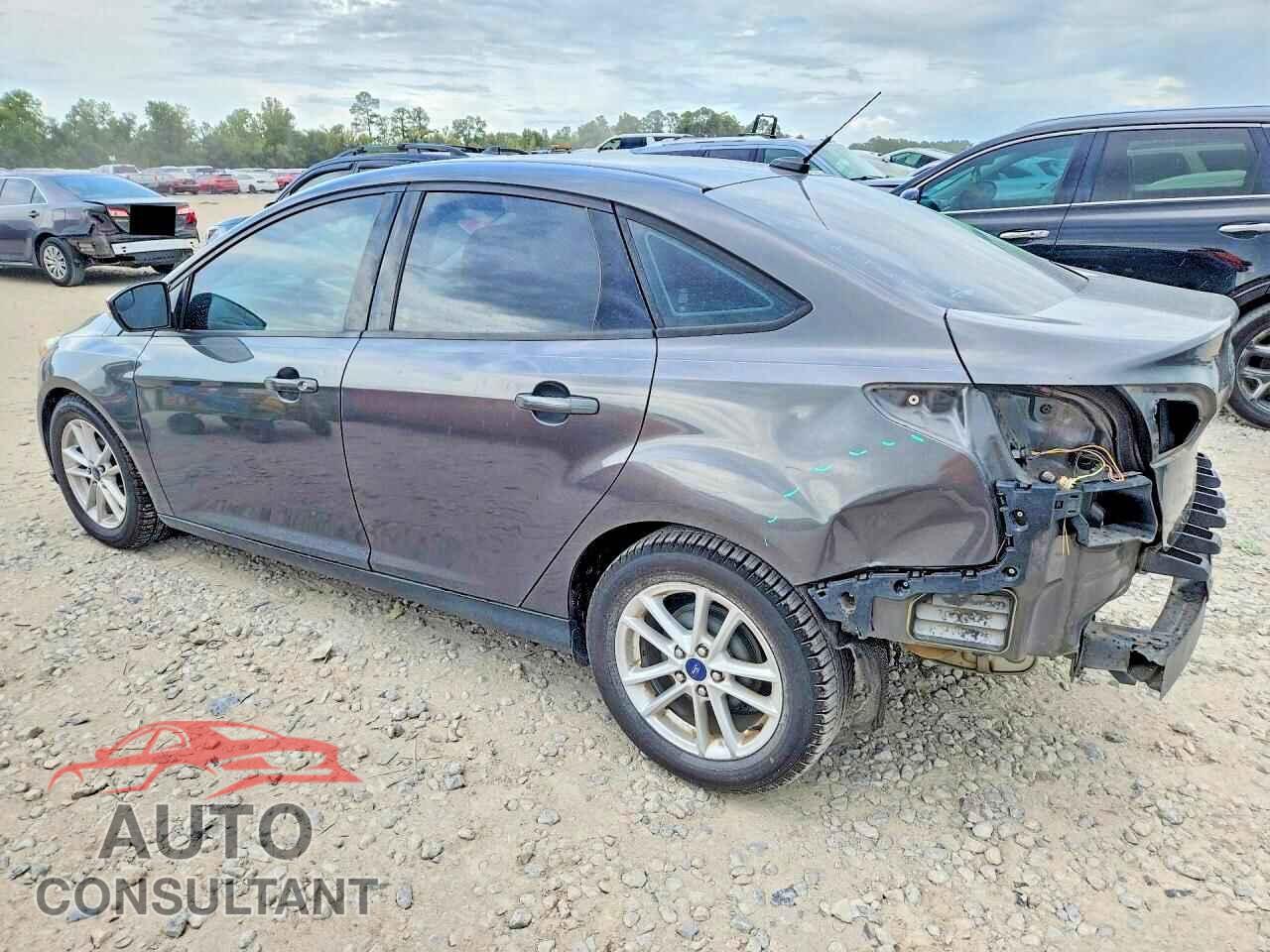 FORD FOCUS 2015 - 1FADP3F29FL340686