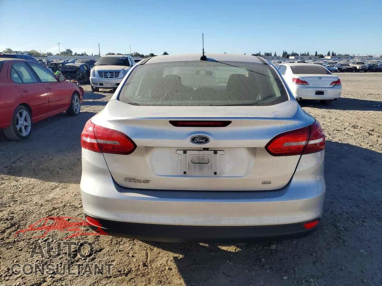 FORD FOCUS 2017 - 1FADP3F27HL296433