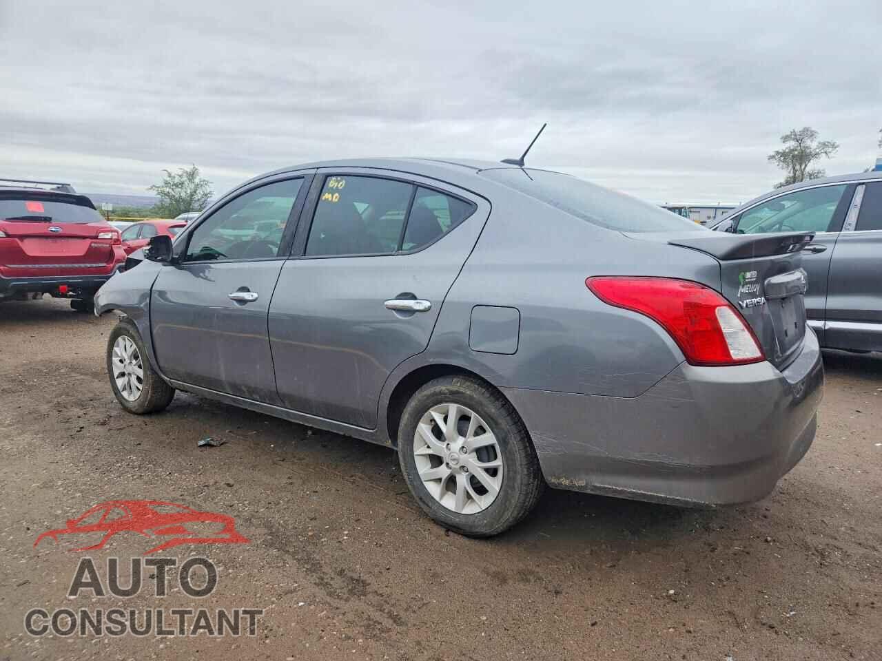 NISSAN VERSA 2017 - 3N1CN7AP4HL894024