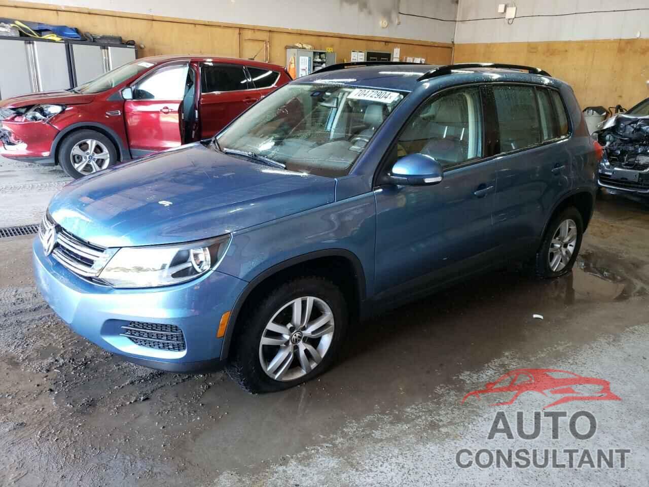 VOLKSWAGEN TIGUAN 2017 - WVGBV7AX1HK015701