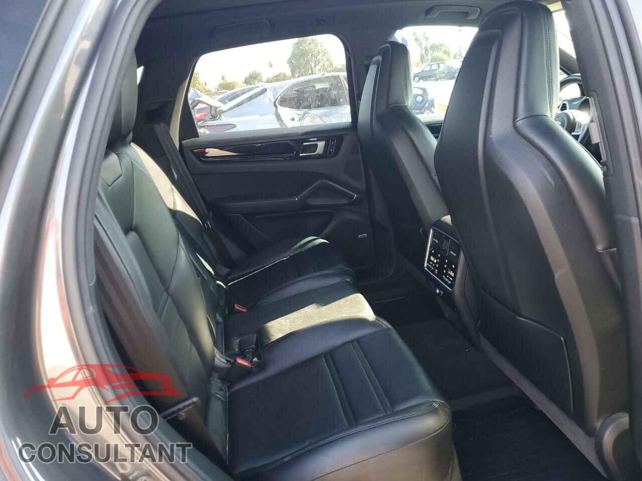 PORSCHE CAYENNE 2020 - WP1AB2AY7LDA27738