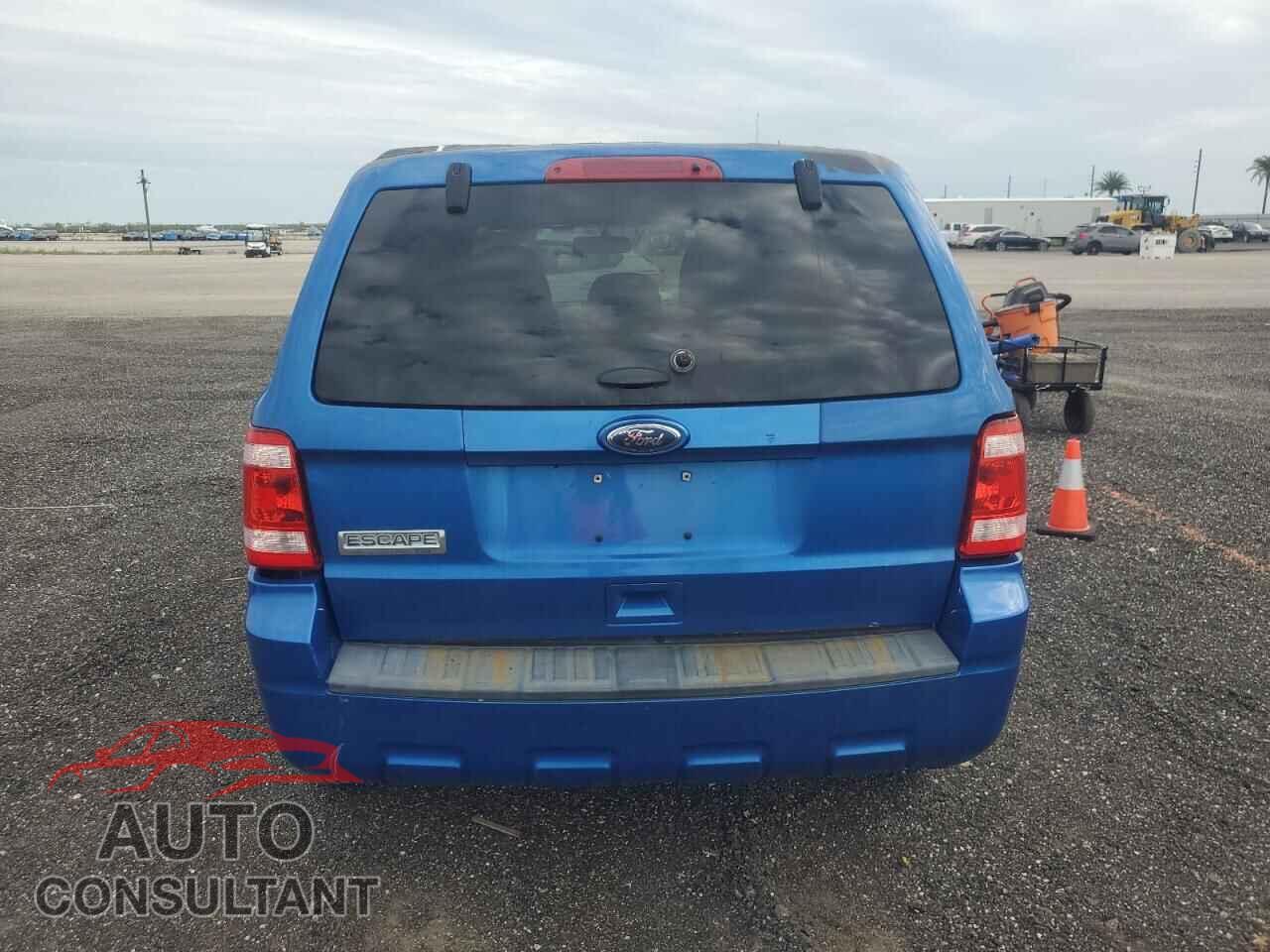FORD ESCAPE 2011 - 1FMCU0D70BKB66630