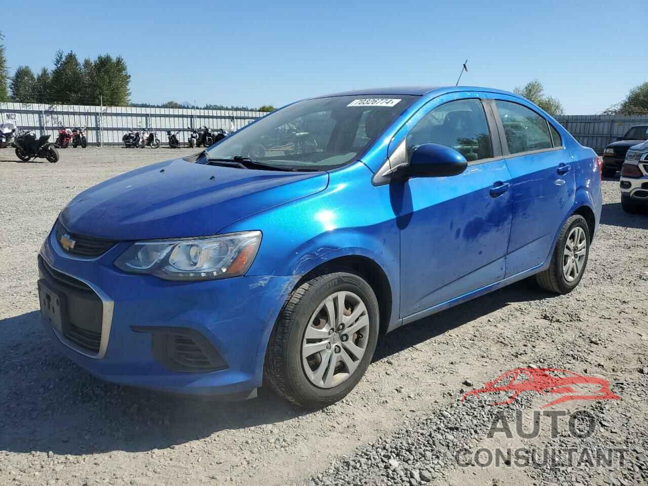 CHEVROLET SONIC 2017 - 1G1JB5SHXH4152427