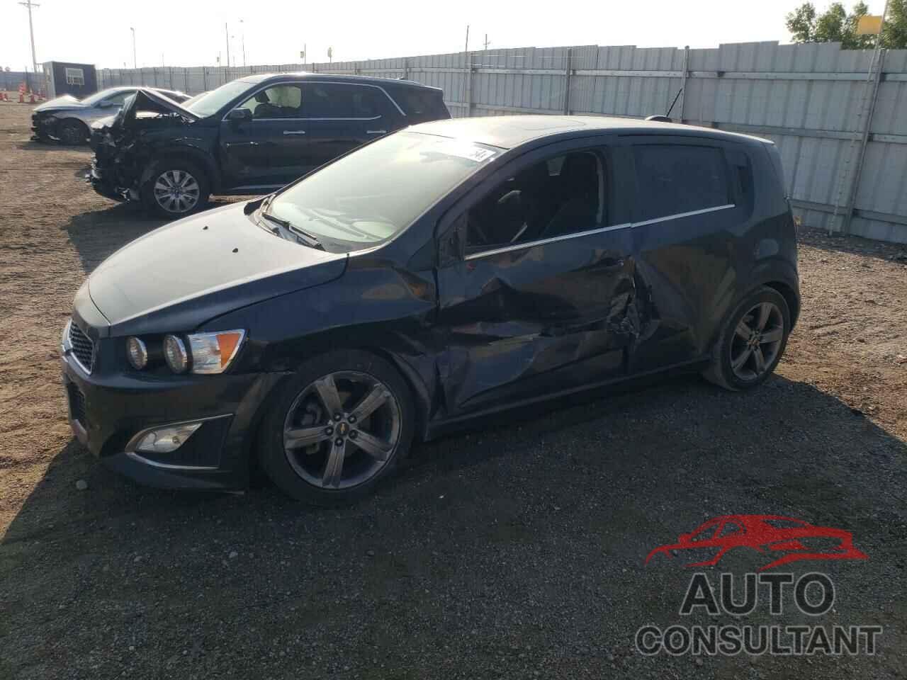 CHEVROLET SONIC 2016 - 1G1JG6SB4G4153204