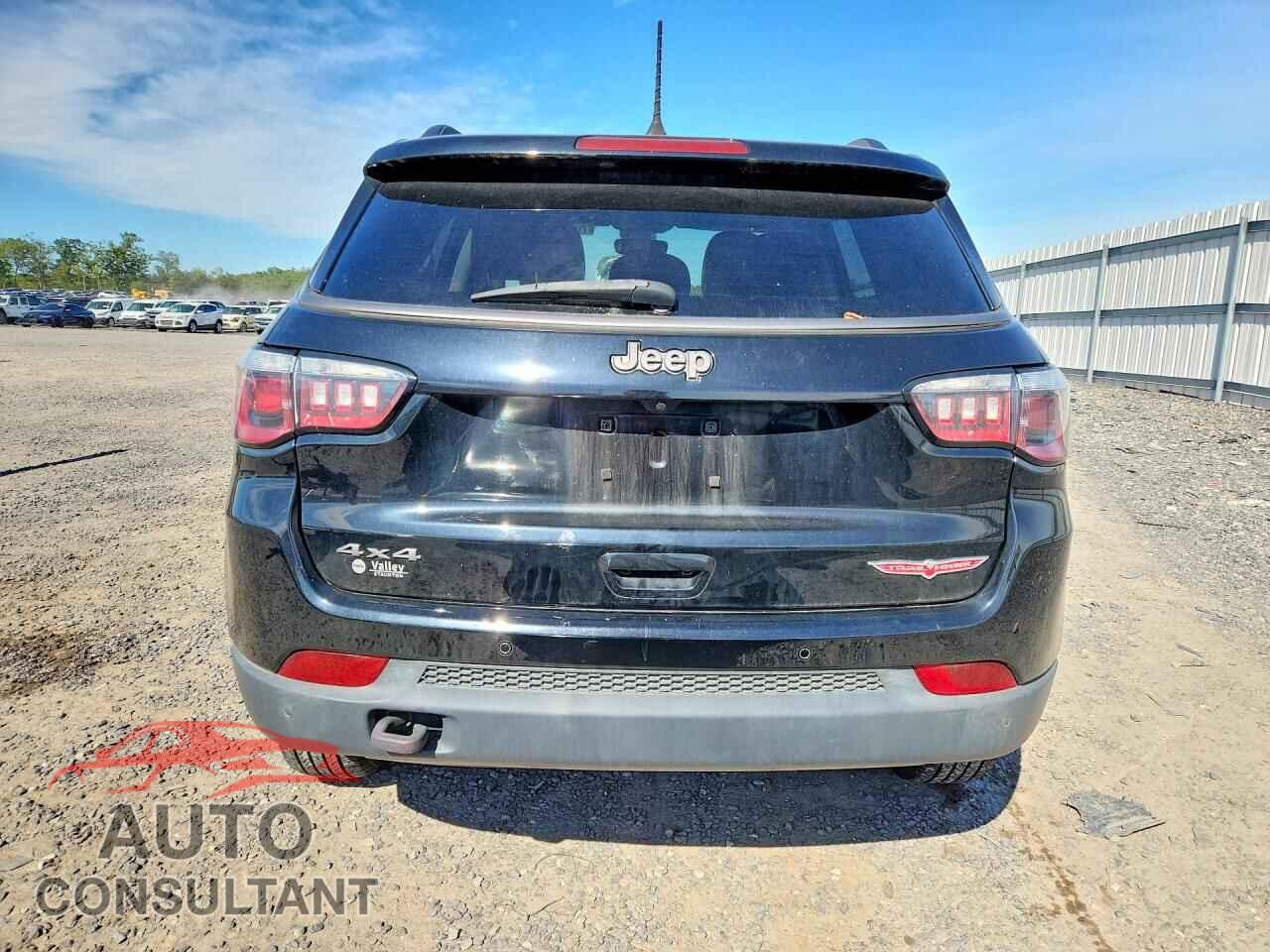 JEEP COMPASS 2017 - 3C4NJDDB8HT647122