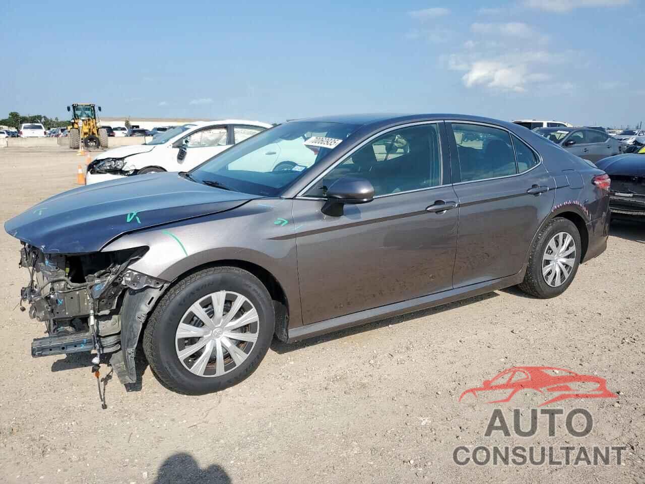 TOYOTA CAMRY 2018 - 4T1B11HKXJU565282