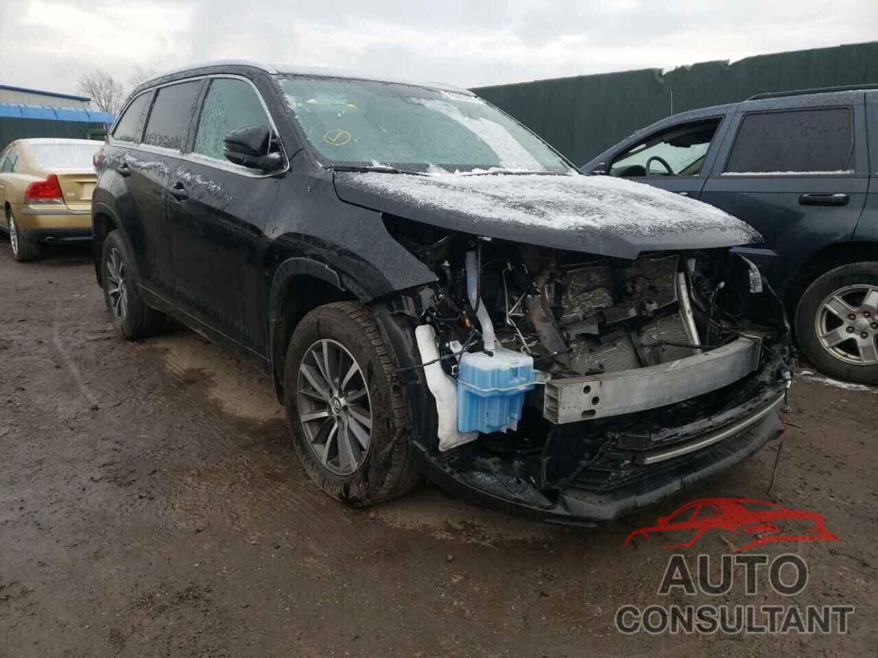 TOYOTA HIGHLANDER 2018 - 5TDJZRFH4JS834802