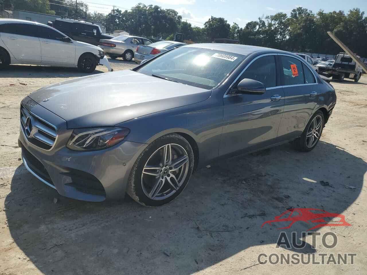MERCEDES-BENZ E-CLASS 2018 - WDDZF4JB7JA350515