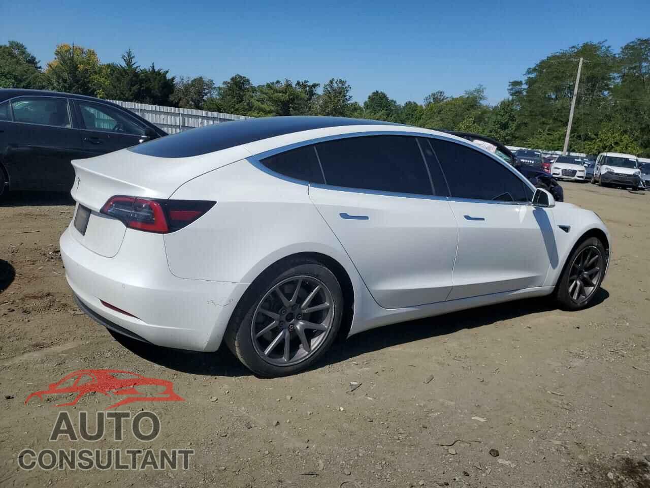 TESLA MODEL 3 2019 - 5YJ3E1EA7KF484288