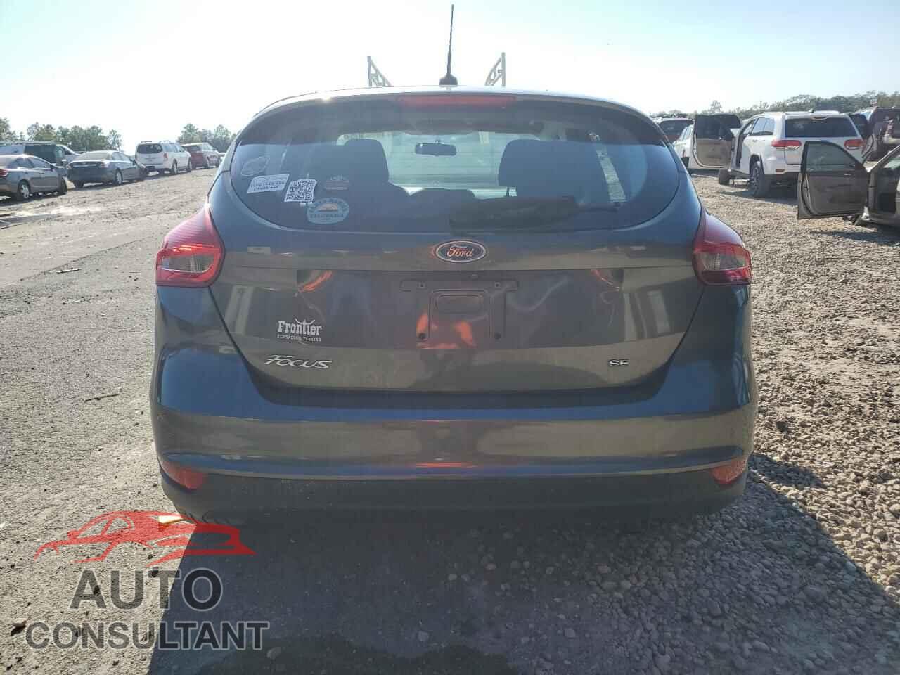 FORD FOCUS 2017 - 1FADP3K23HL286200