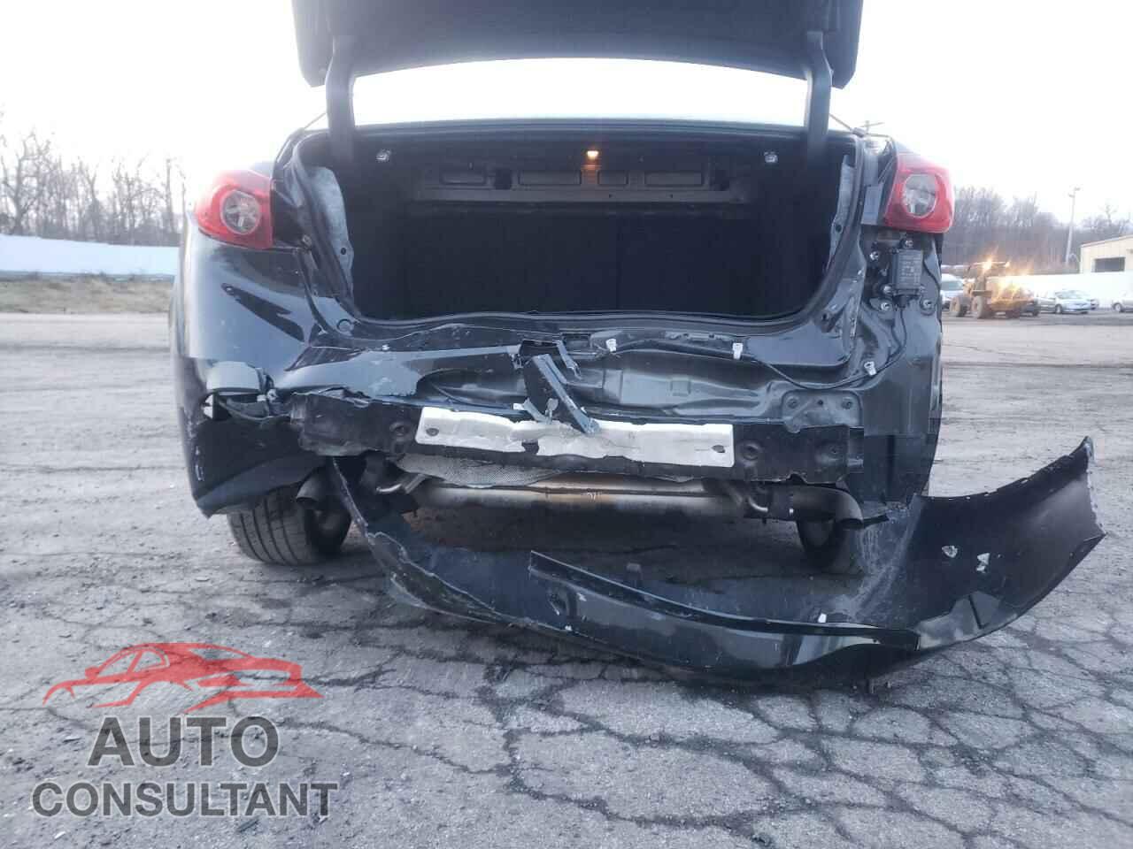 MAZDA 3 2017 - JM1BN1V72H1142426