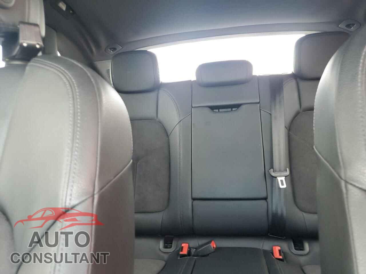 PORSCHE MACAN 2017 - WP1AA2A5XHLB08514