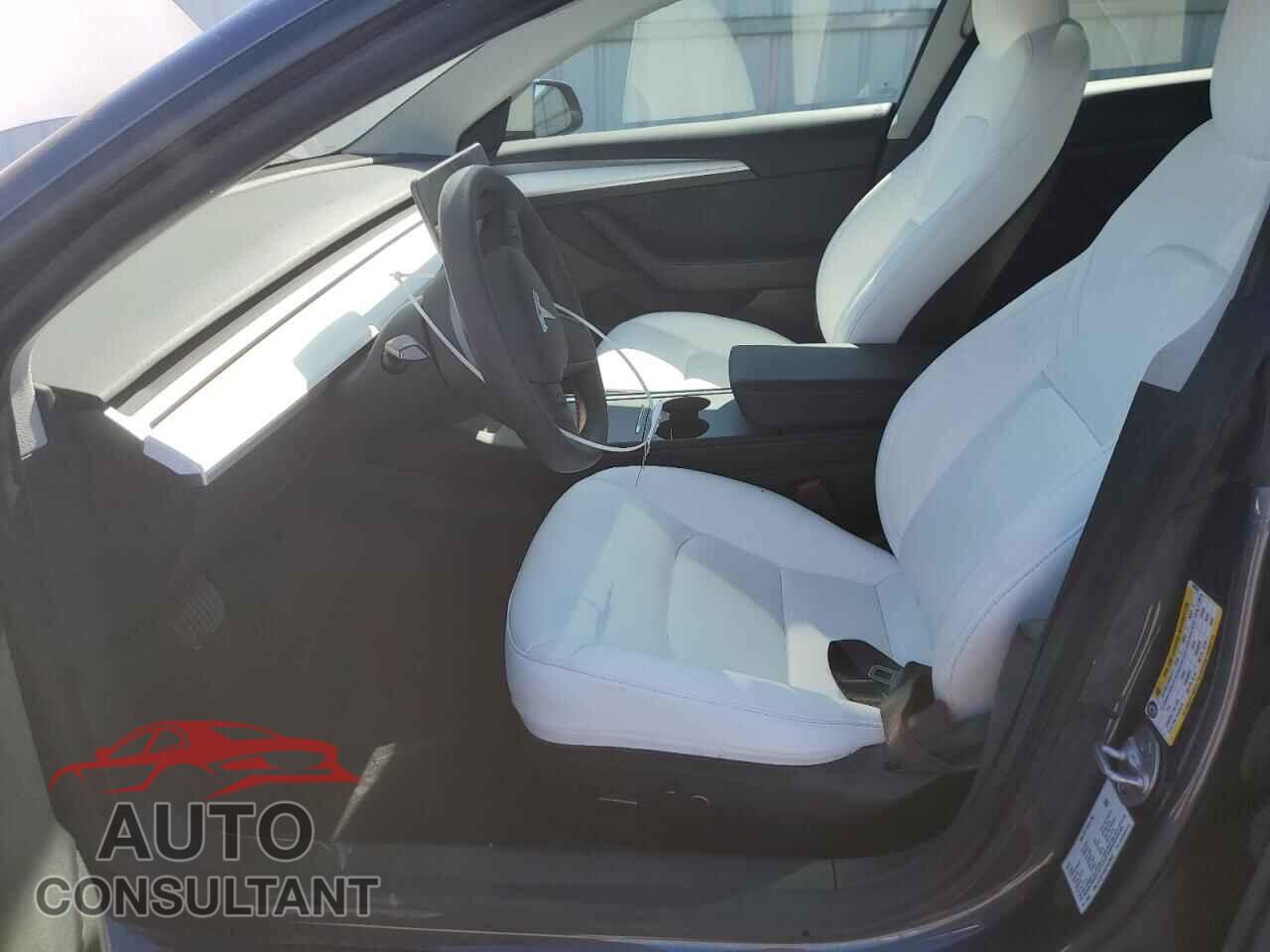 TESLA MODEL 3 2023 - 5YJ3E1EA5PF629643