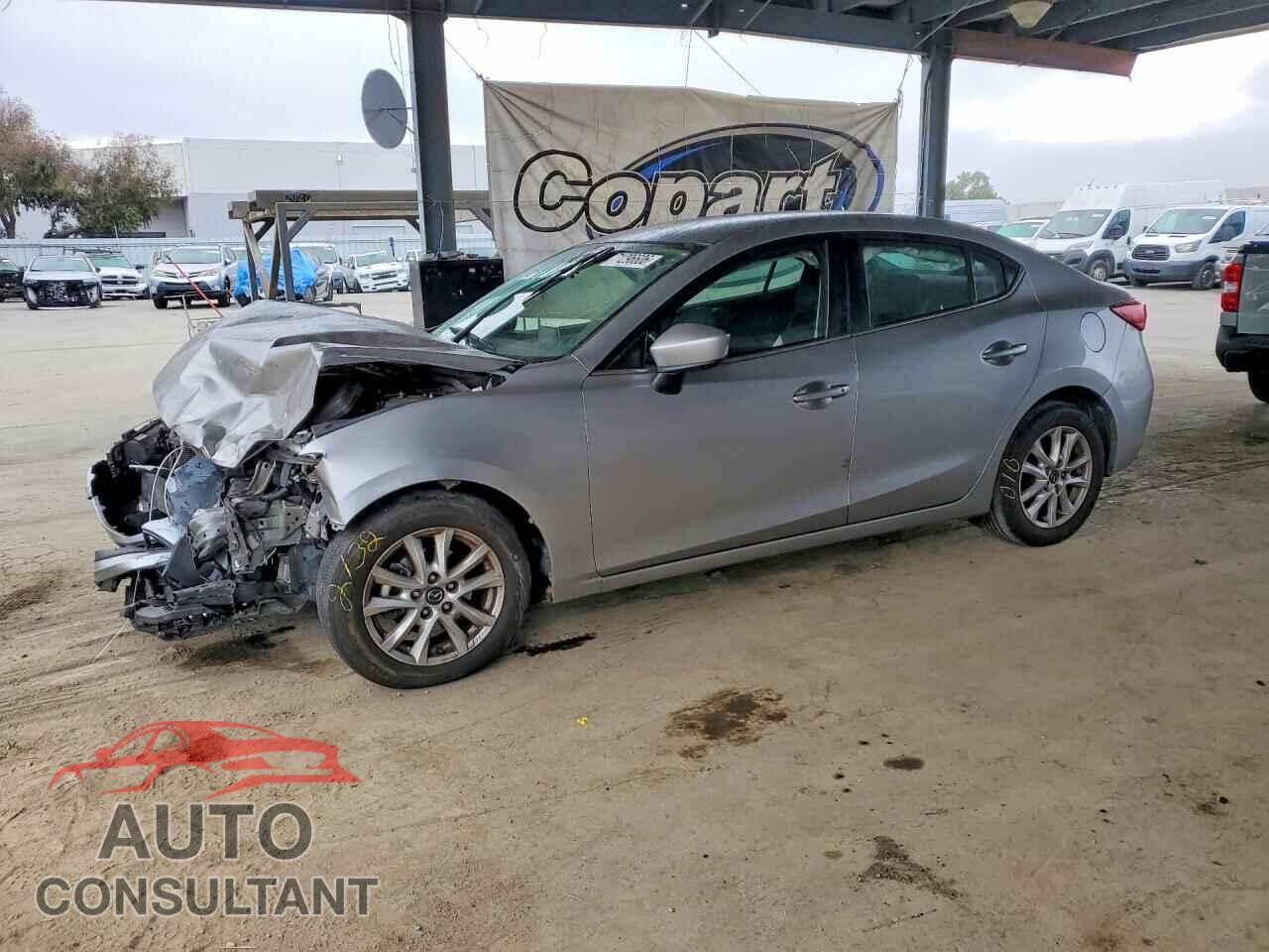 MAZDA 3 2016 - 3MZBM1U7XGM307383