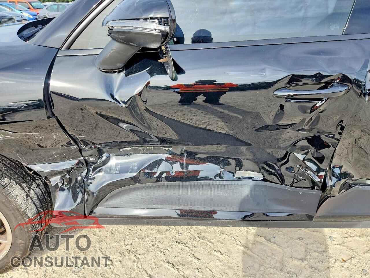 PORSCHE MACAN 2018 - WP1AA2A52JLB09100