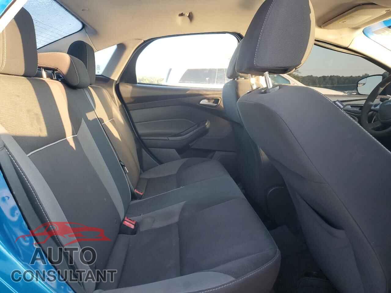 FORD FOCUS 2012 - 1FAHP3F28CL472643