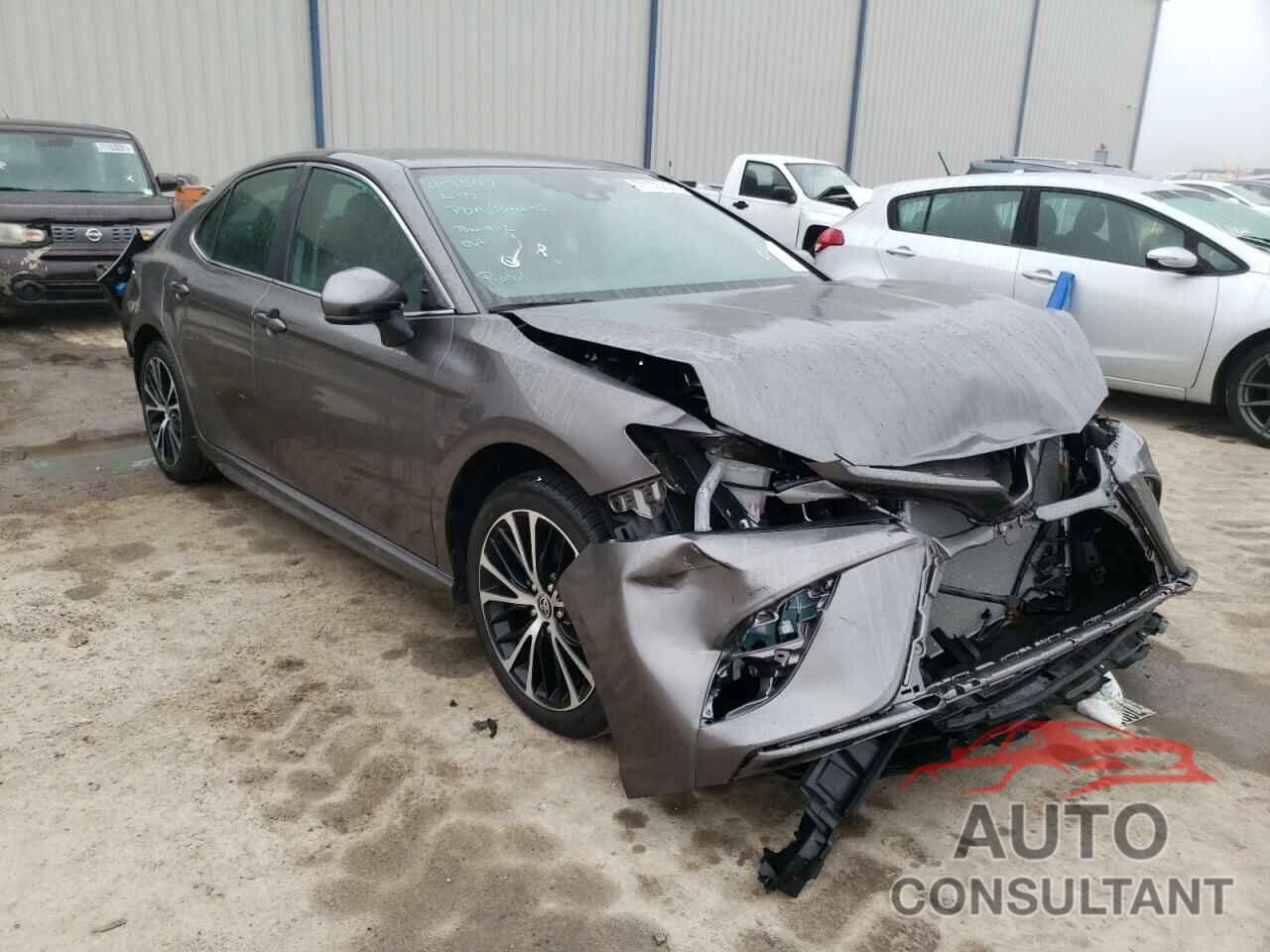 TOYOTA CAMRY 2020 - 4T1G11AKXLU981142