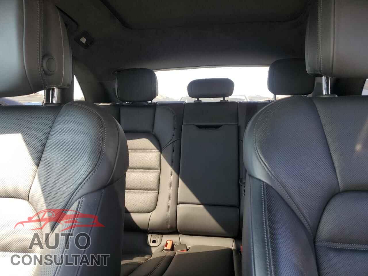 PORSCHE MACAN 2016 - WP1AB2A59GLB44268