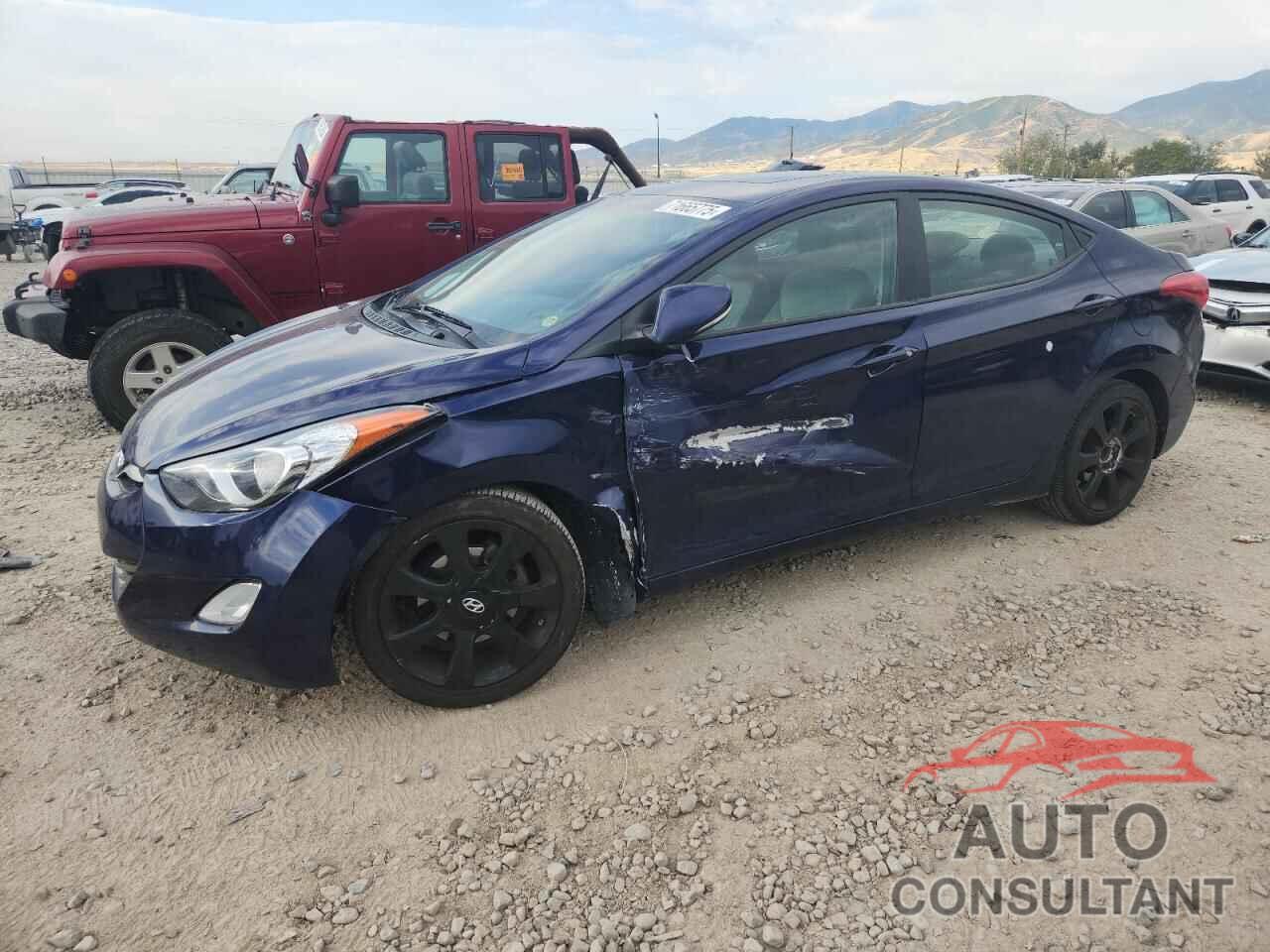 HYUNDAI ELANTRA 2012 - 5NPDH4AE5CH127040