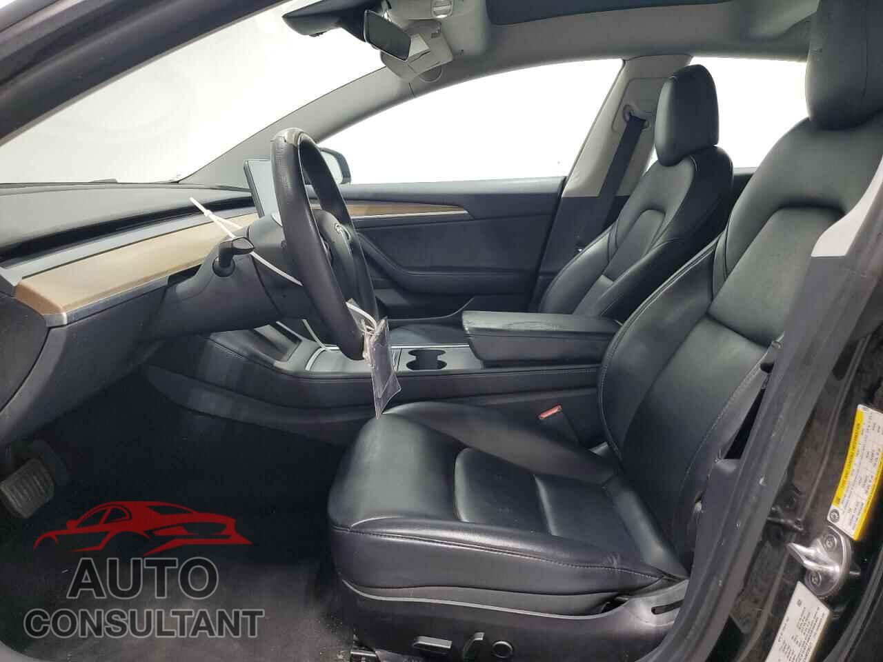 TESLA MODEL 3 2022 - 5YJ3E1EA4NF290371
