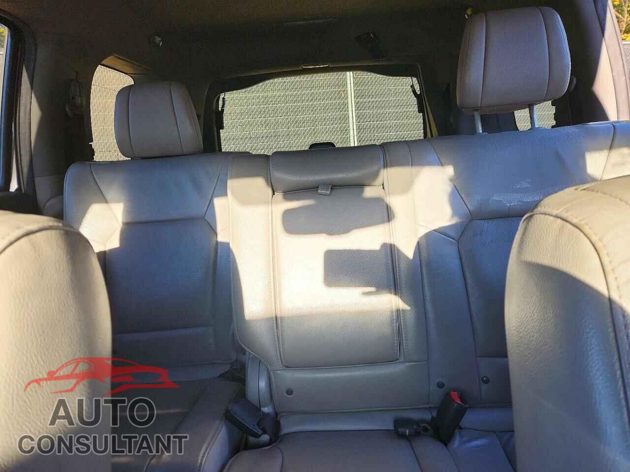 HONDA PILOT 2015 - 5FNYF4H55FB064571