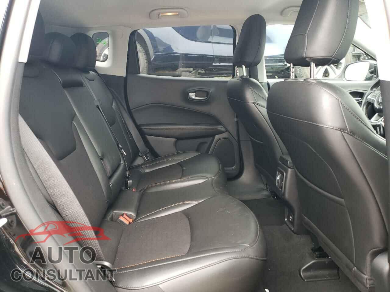 JEEP COMPASS 2020 - 3C4NJDBB7LT240761