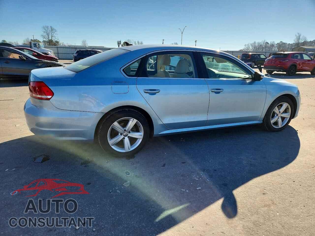 VOLKSWAGEN PASSAT 2012 - 1VWBP7A32CC014441