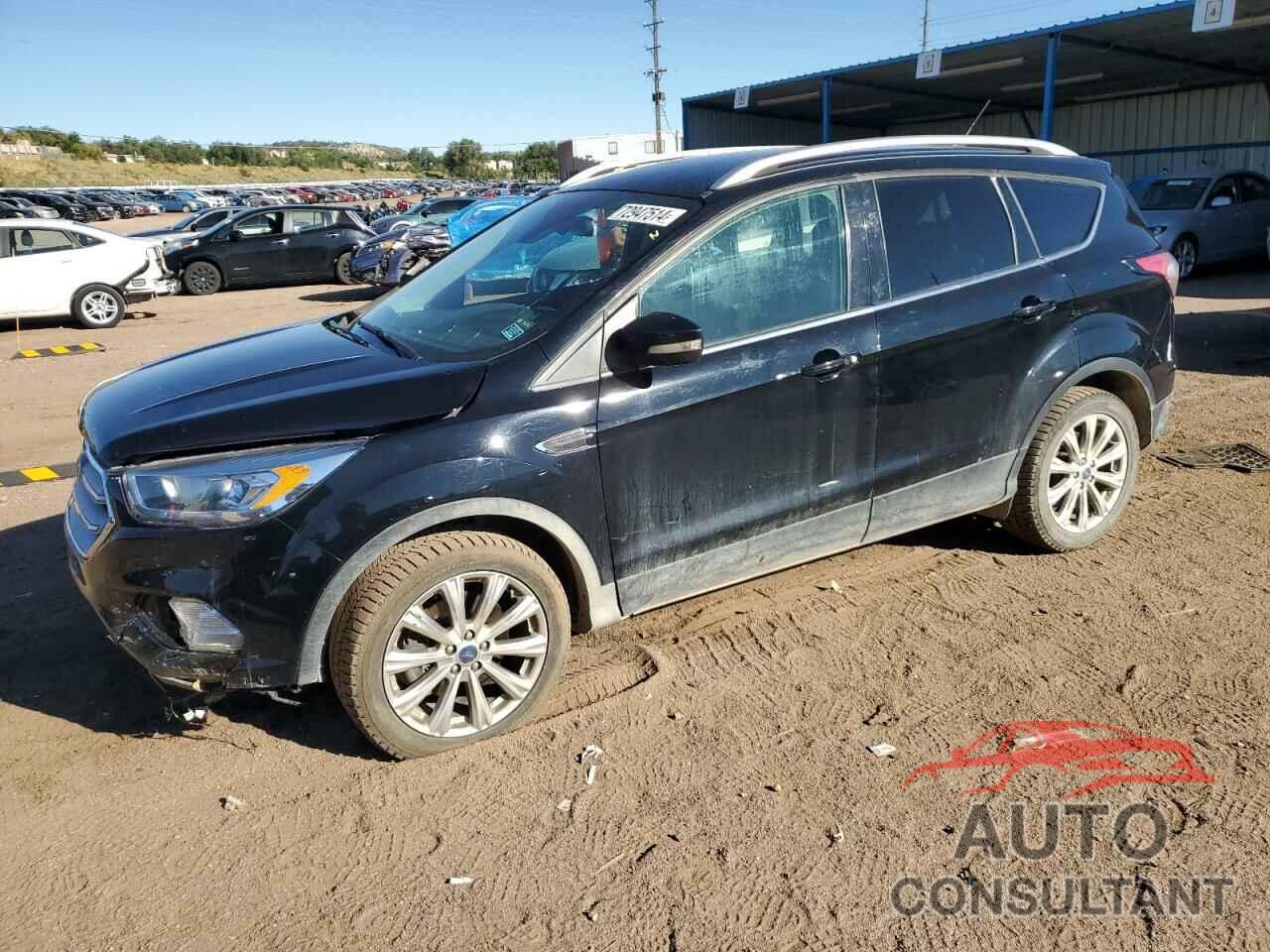 FORD ESCAPE 2017 - 1FMCU9J92HUE91075