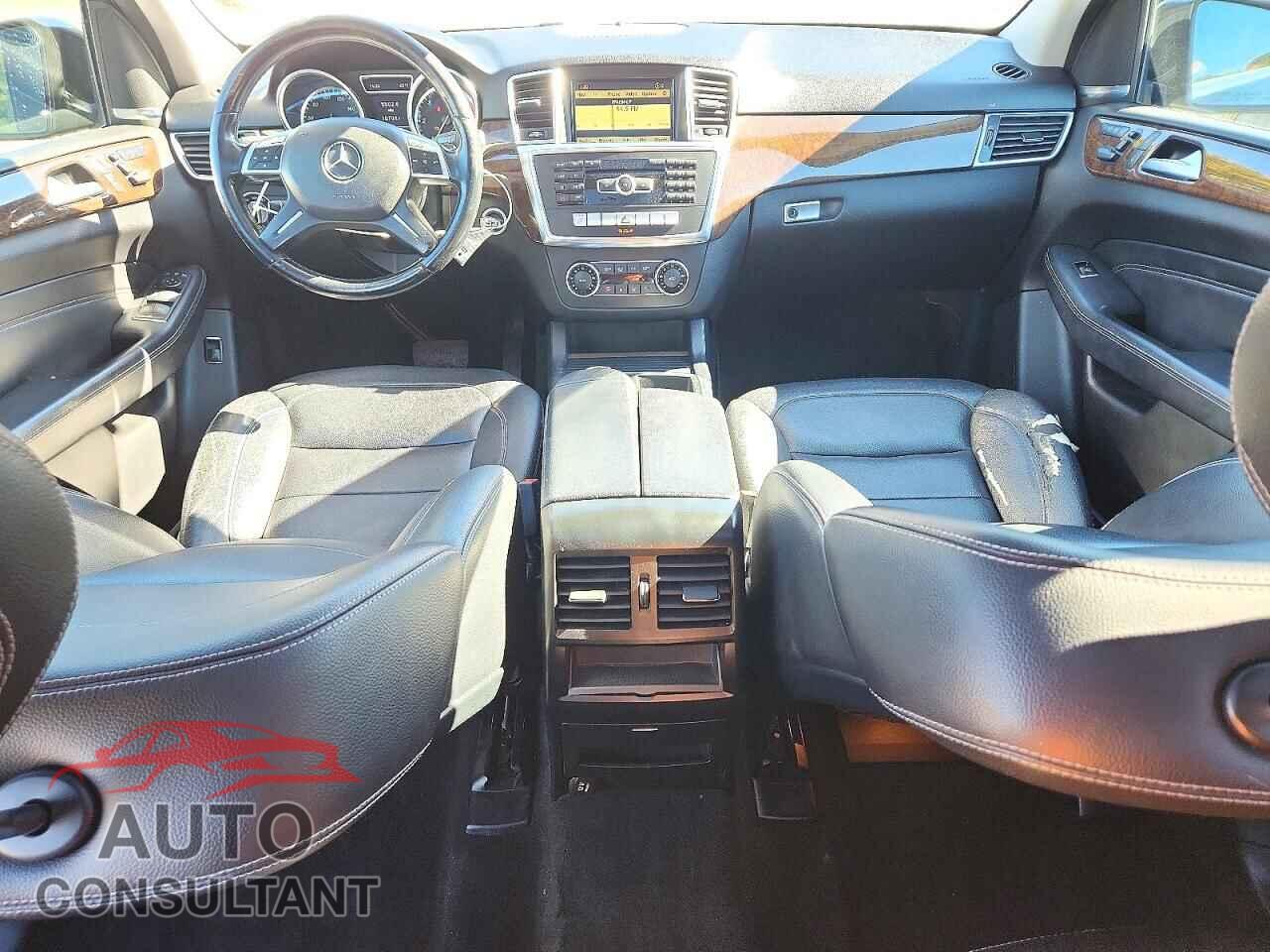 MERCEDES-BENZ M-CLASS 2012 - 4JGDA2EB3CA006017