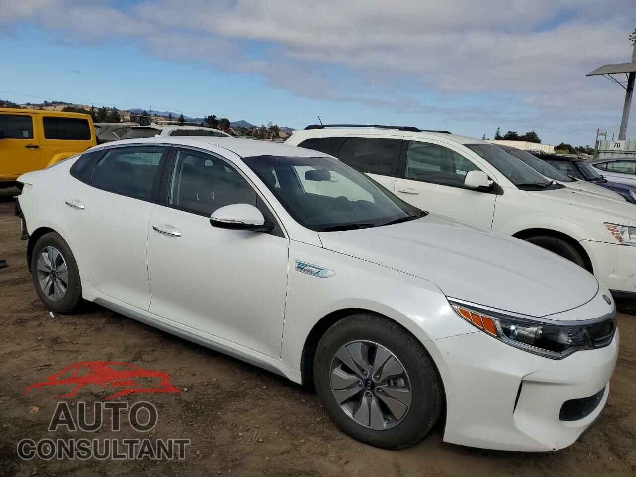 KIA OPTIMA 2017 - KNAGT4LC9H5004823