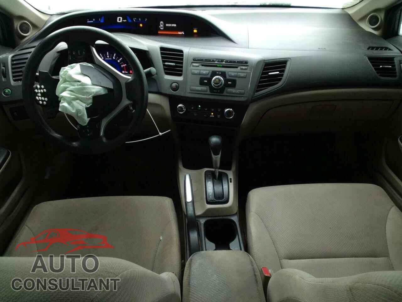 HONDA CIVIC 2012 - 2HGFB2F83CH586580