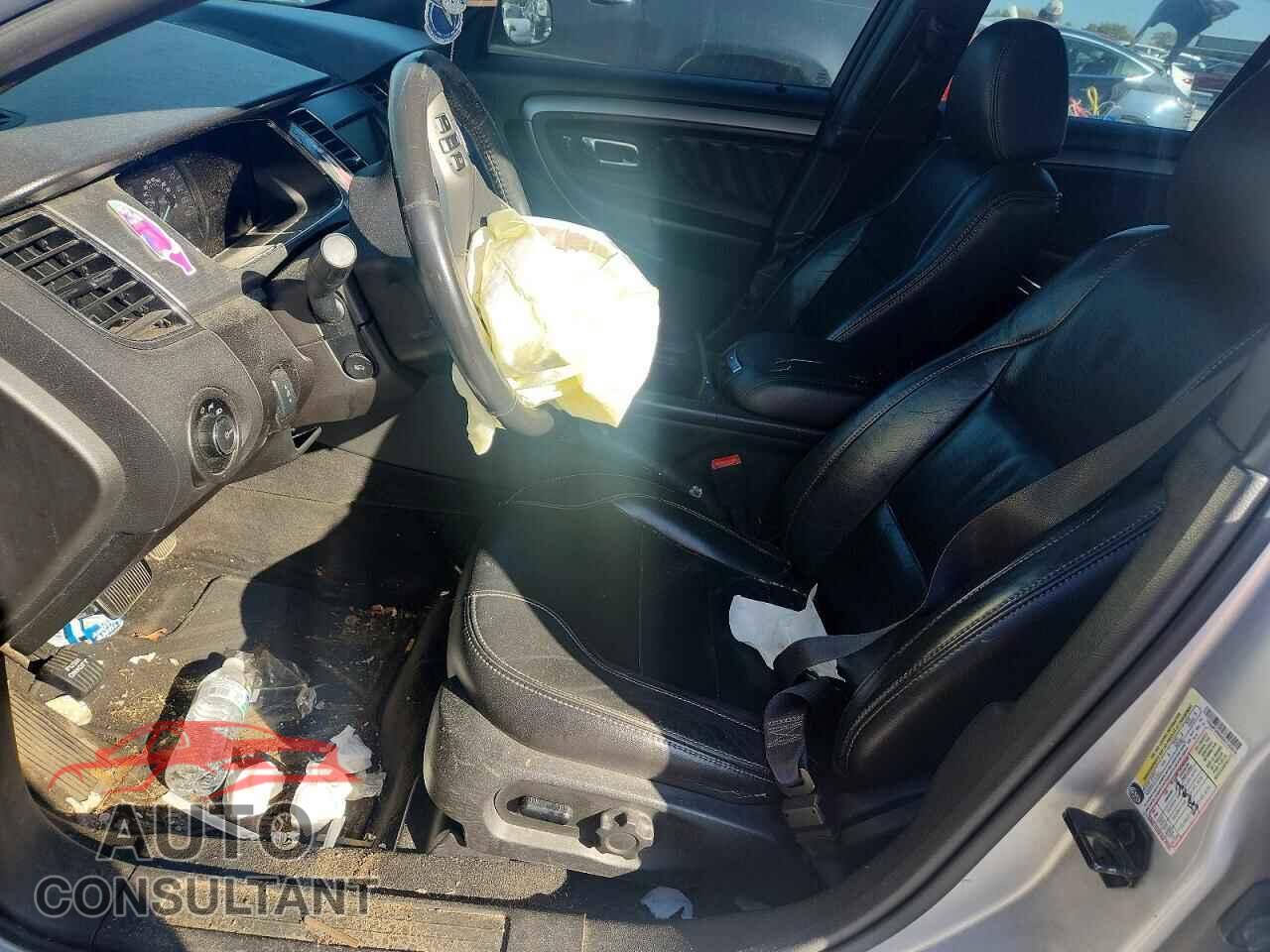 FORD TAURUS 2013 - 1FAHP2H84DG135019