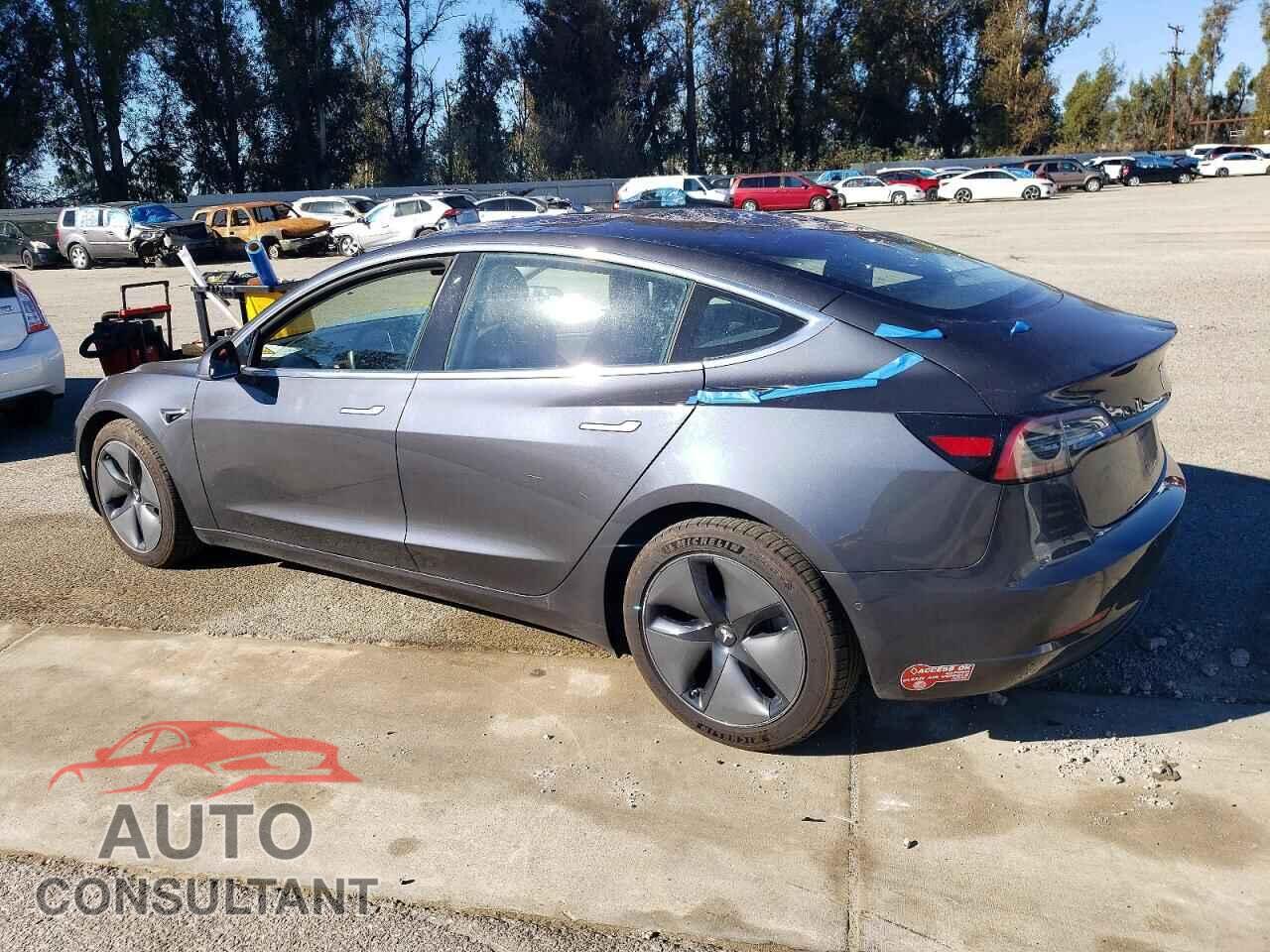 TESLA MODEL 3 2018 - 5YJ3E1EA5JF036677