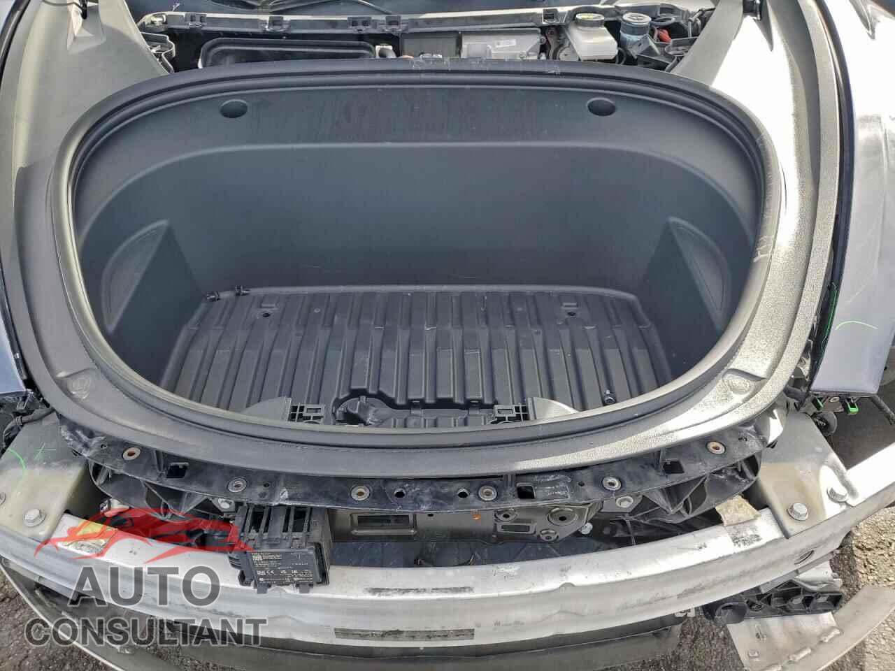 TESLA MODEL 3 2019 - 5YJ3E1EB7KF433740
