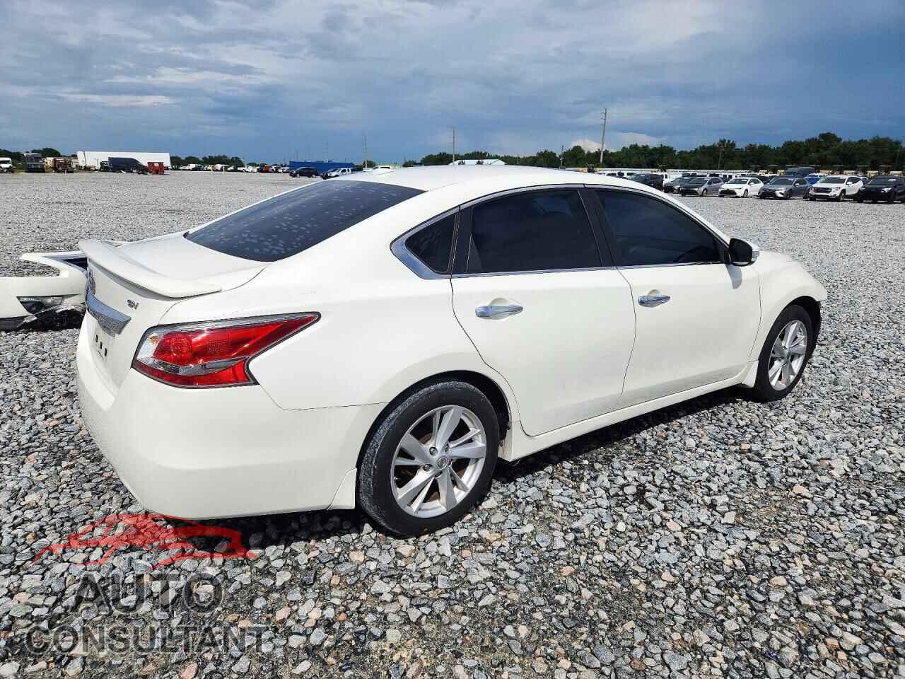 NISSAN ALTIMA 2015 - 1N4AL3AP2FC213957
