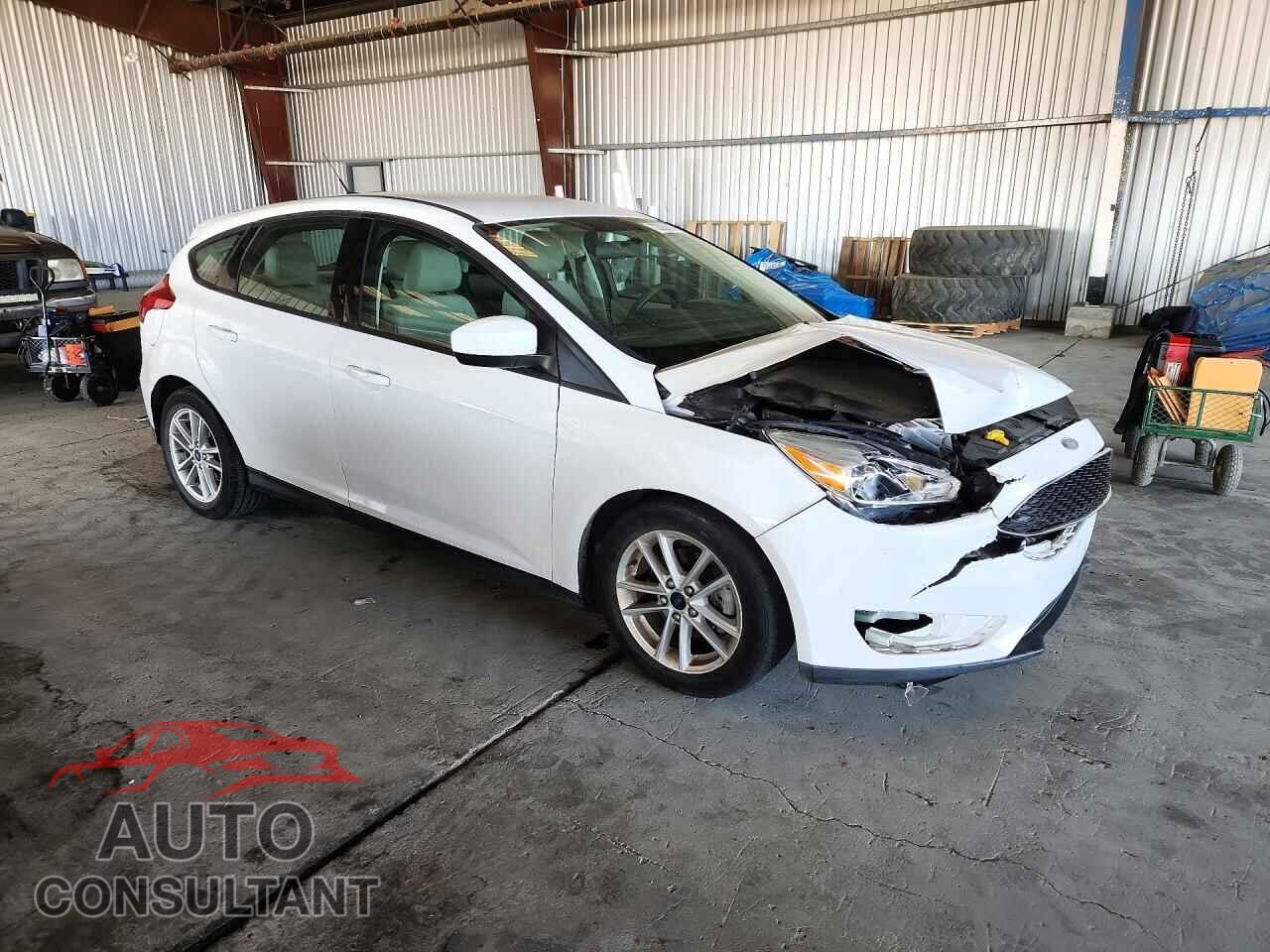 FORD FOCUS 2018 - 1FADP3K27JL282902