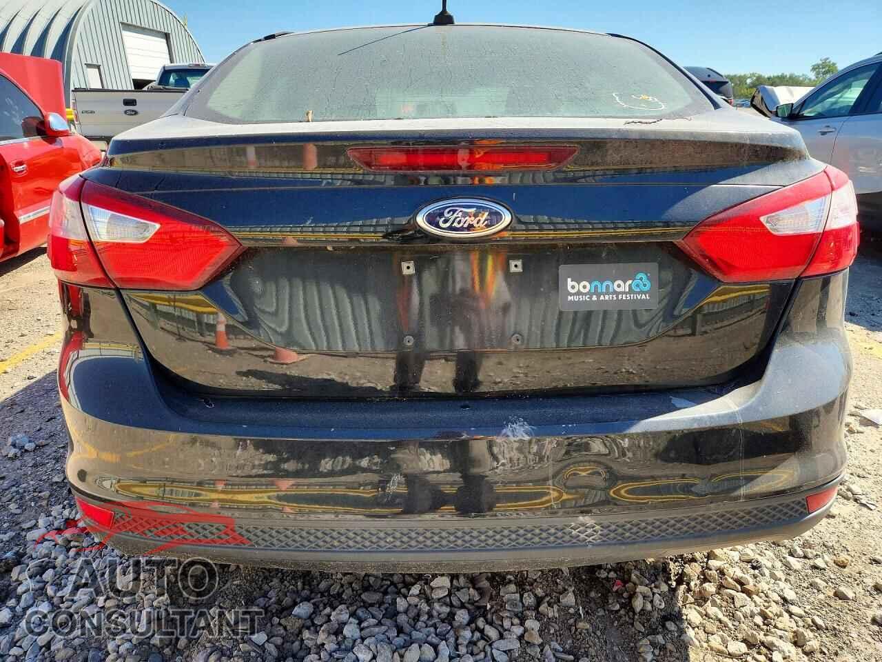 FORD FOCUS 2014 - 1FADP3E22EL254233