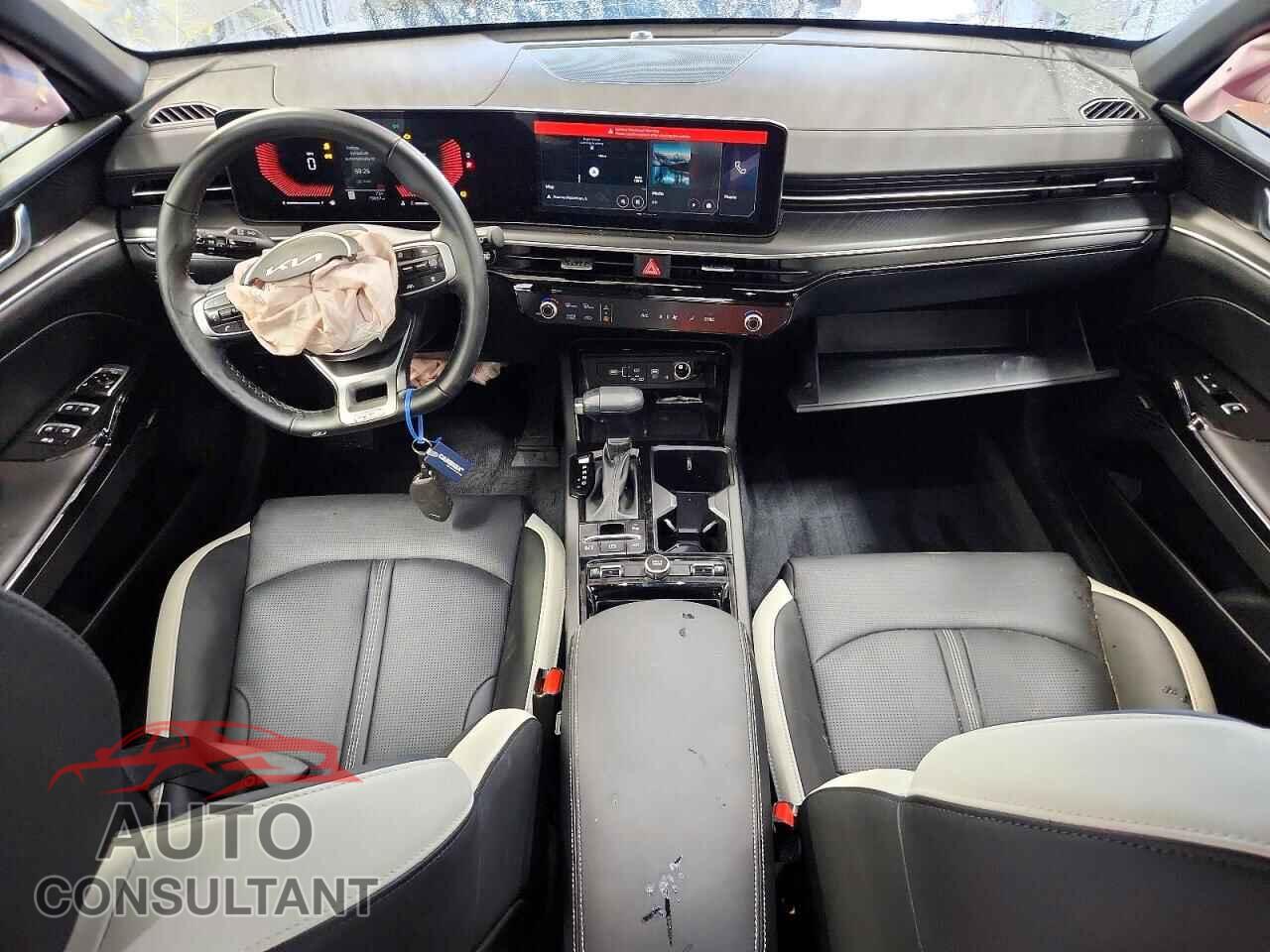 KIA K5 2025 - KNAG64J72S5320455