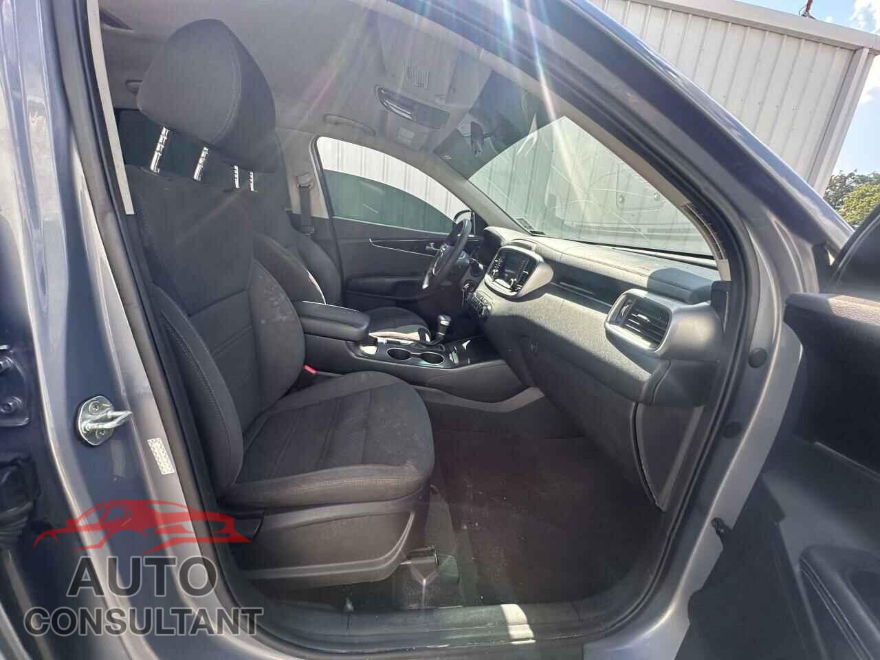 KIA SORENTO 2020 - 5XYPG4A57LG625778