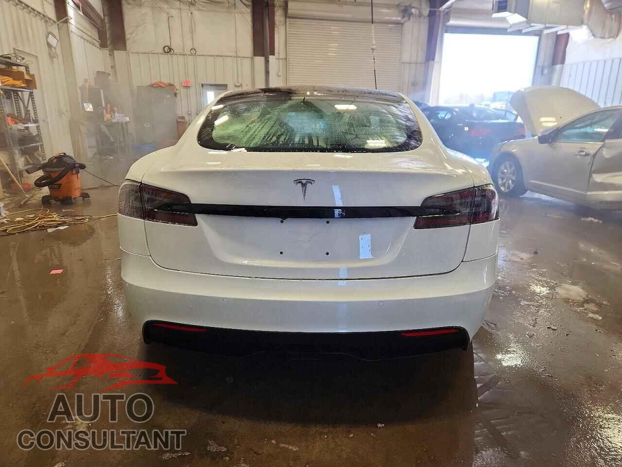 TESLA MODEL S 2022 - 5YJSA1E54NF460173