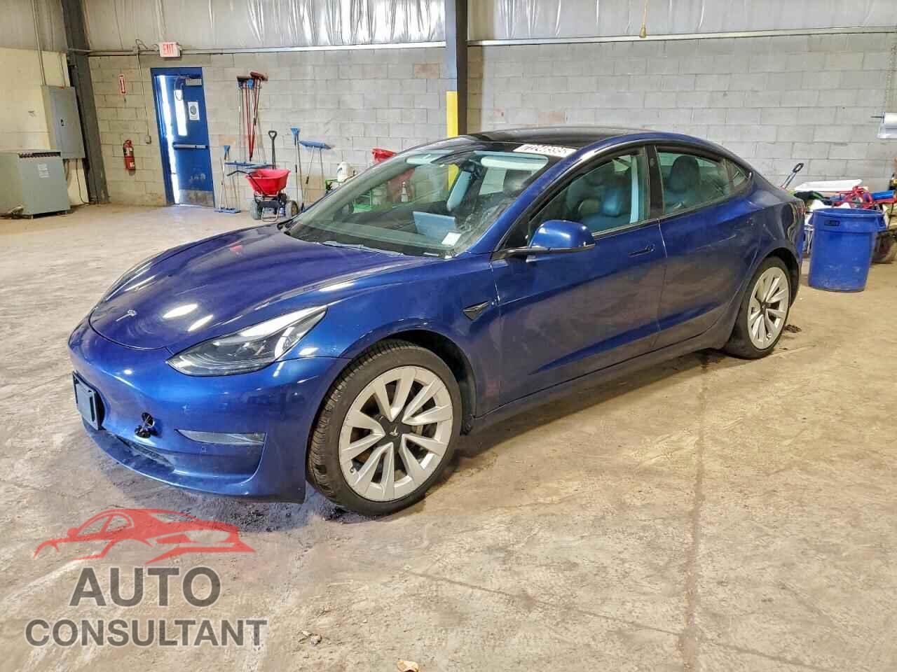 TESLA MODEL 3 2022 - 5YJ3E1EA4NF286921