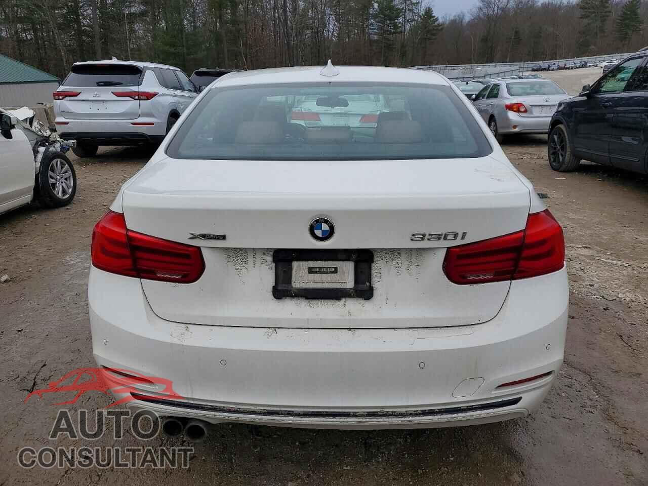 BMW 3 SERIES 2017 - WBA8D9C35HA005019