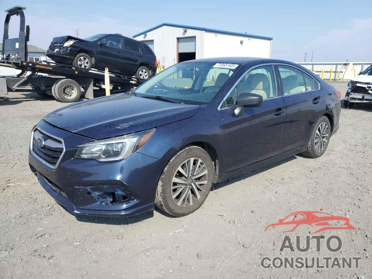 SUBARU LEGACY 2018 - 4S3BNAB6XJ3009645