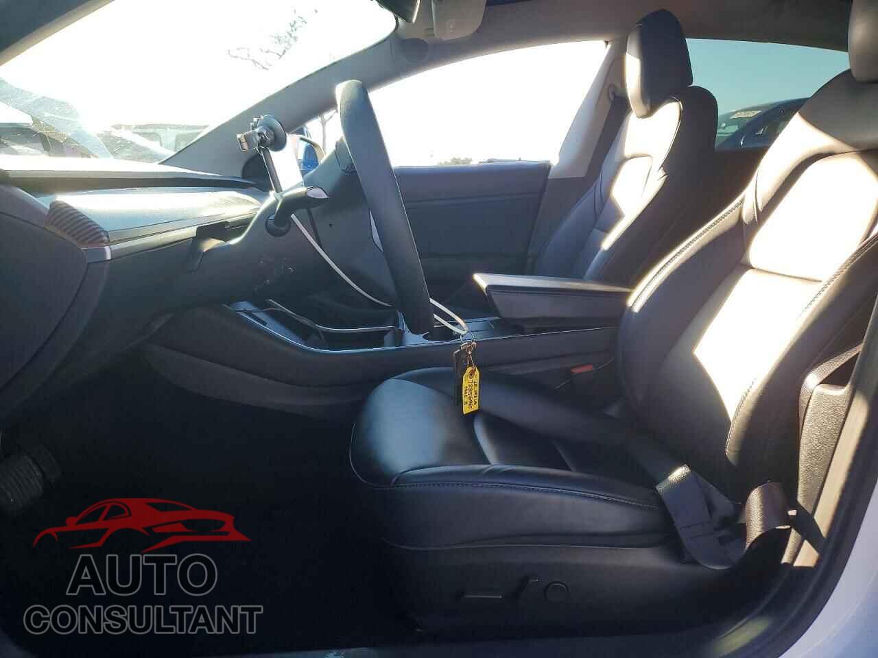 TESLA MODEL 3 2020 - 5YJ3E1EC1LF627545