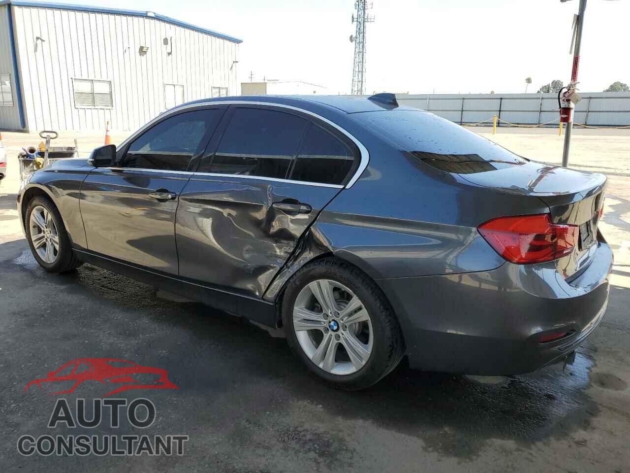 BMW 3 SERIES 2018 - WBA8B9C5XJEE82893