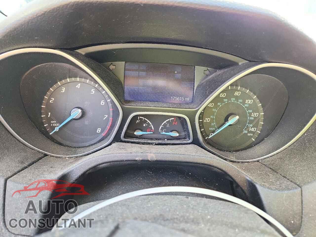 FORD FOCUS 2014 - 1FADP3F2XEL222788