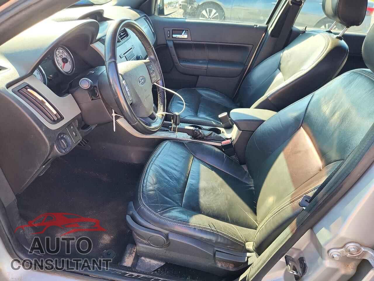FORD FOCUS 2010 - 1FAHP3HN1BW110304
