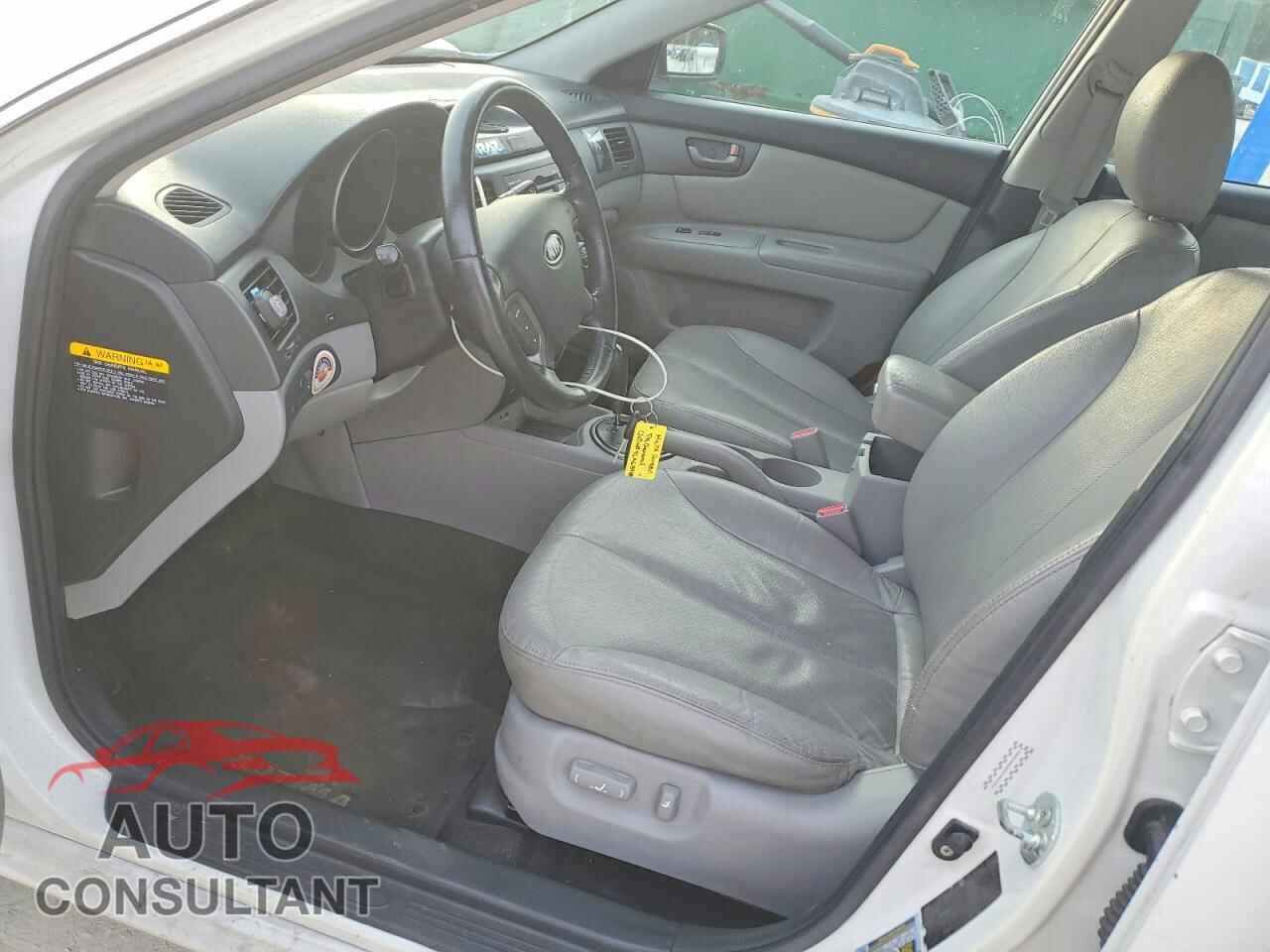 KIA OPTIMA 2010 - KNAGH4A85A5401516