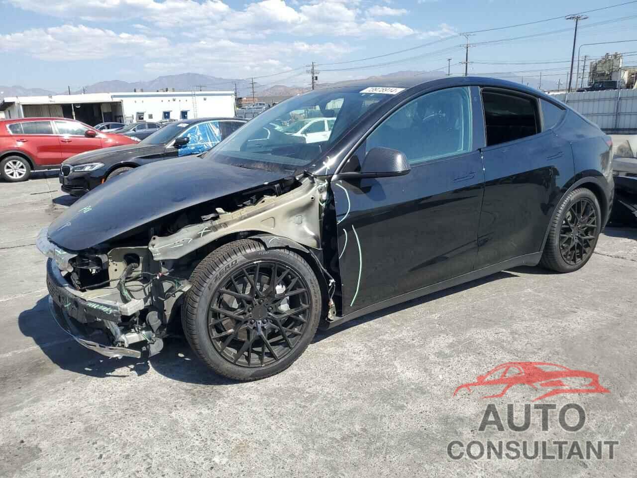 TESLA MODEL Y 2023 - 7SAYGAEE4PF622768