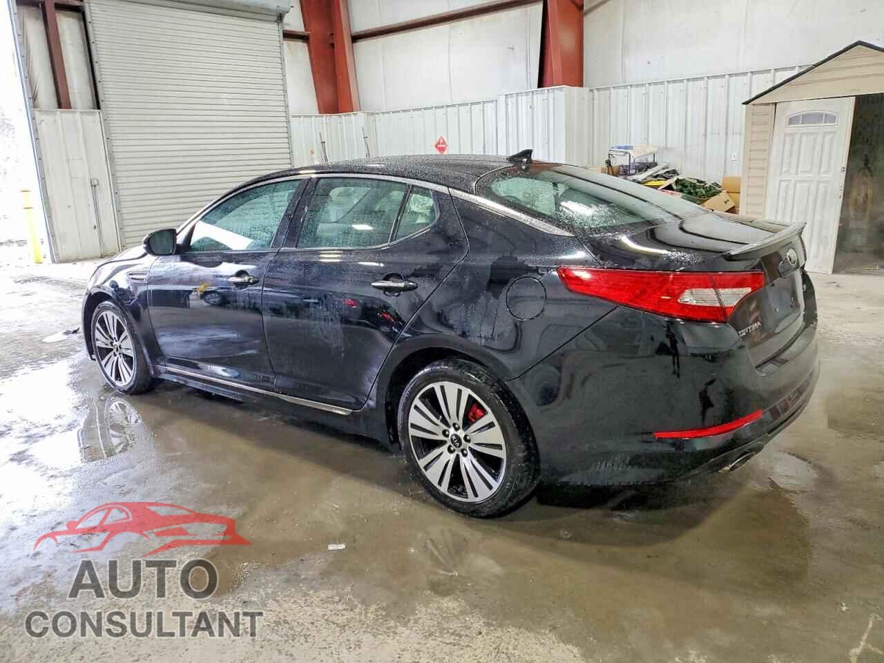 KIA OPTIMA 2013 - 5XXGR4A65DG111761